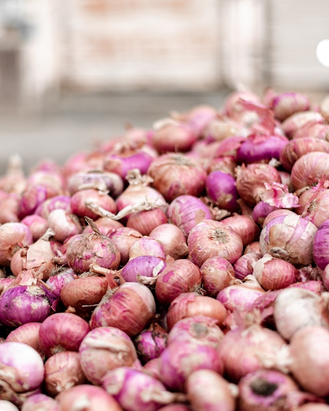 Onions 4